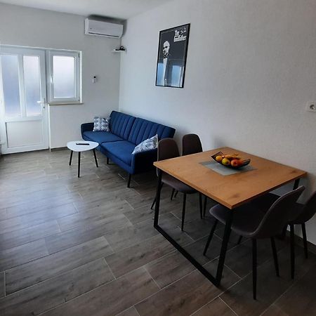 마카르스카 Apartman The Godfather 아파트 외부 사진